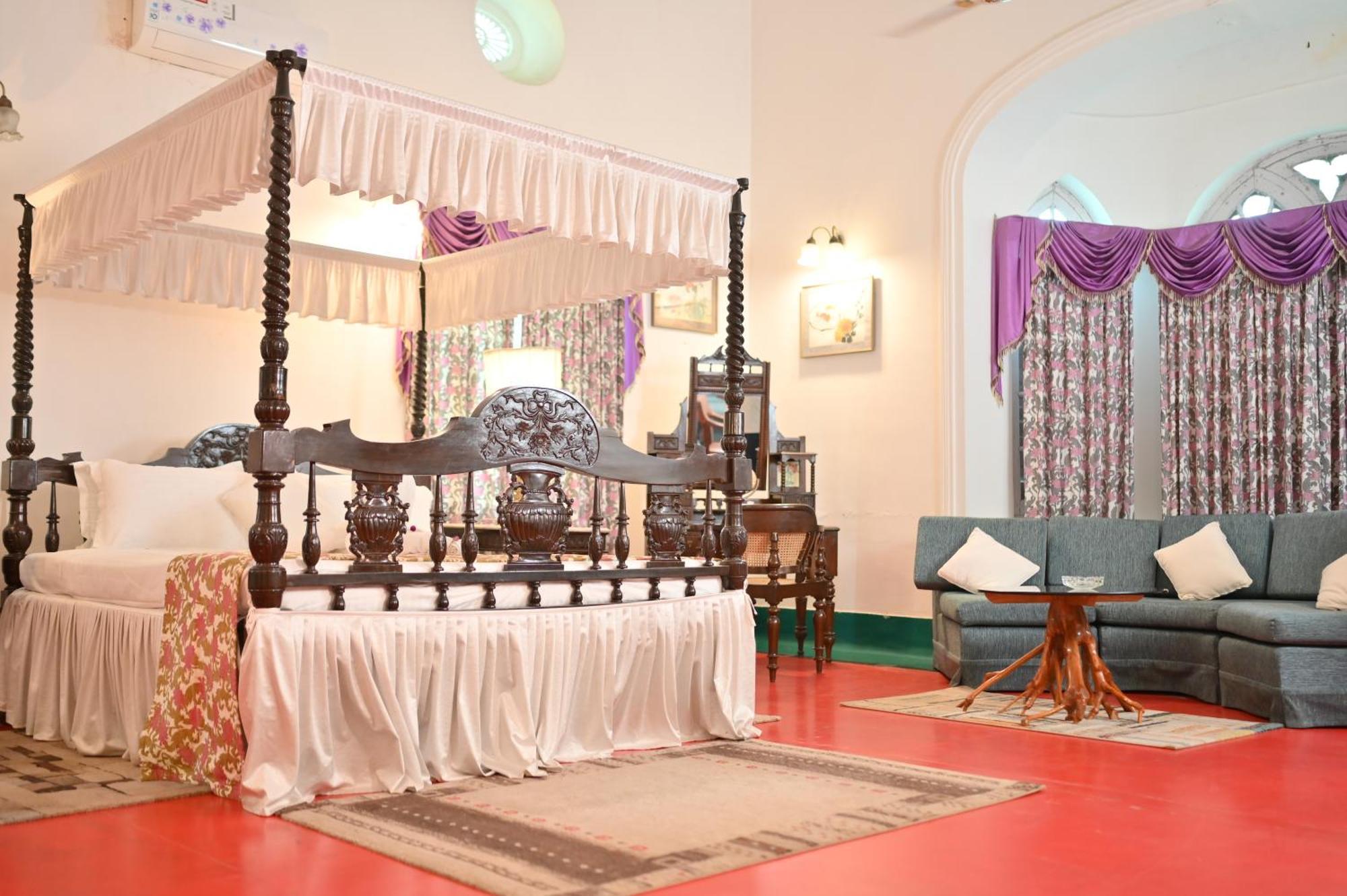 מלון Jorhāt Thengal Manor מראה חיצוני תמונה