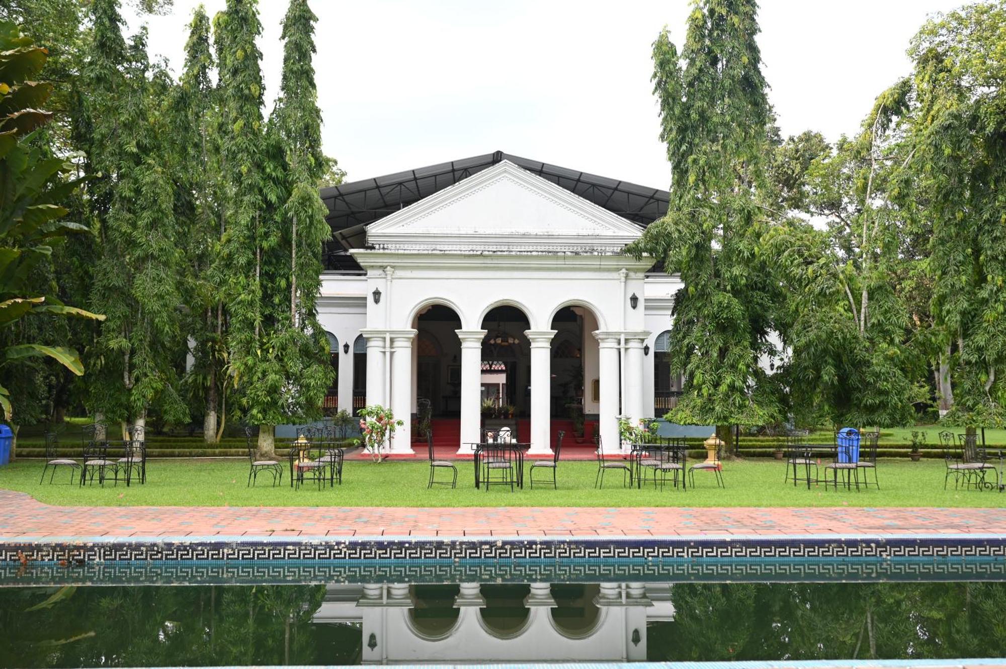 מלון Jorhāt Thengal Manor מראה חיצוני תמונה