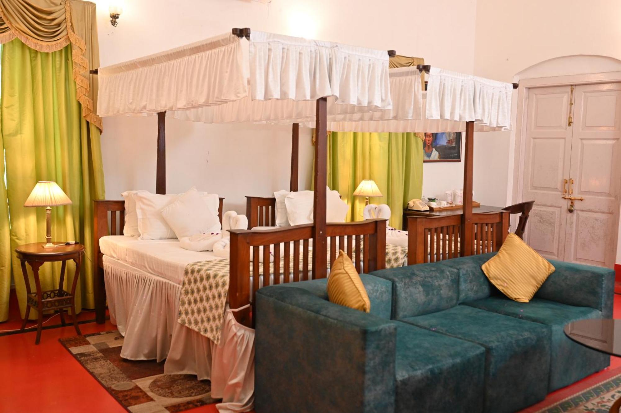 מלון Jorhāt Thengal Manor מראה חיצוני תמונה